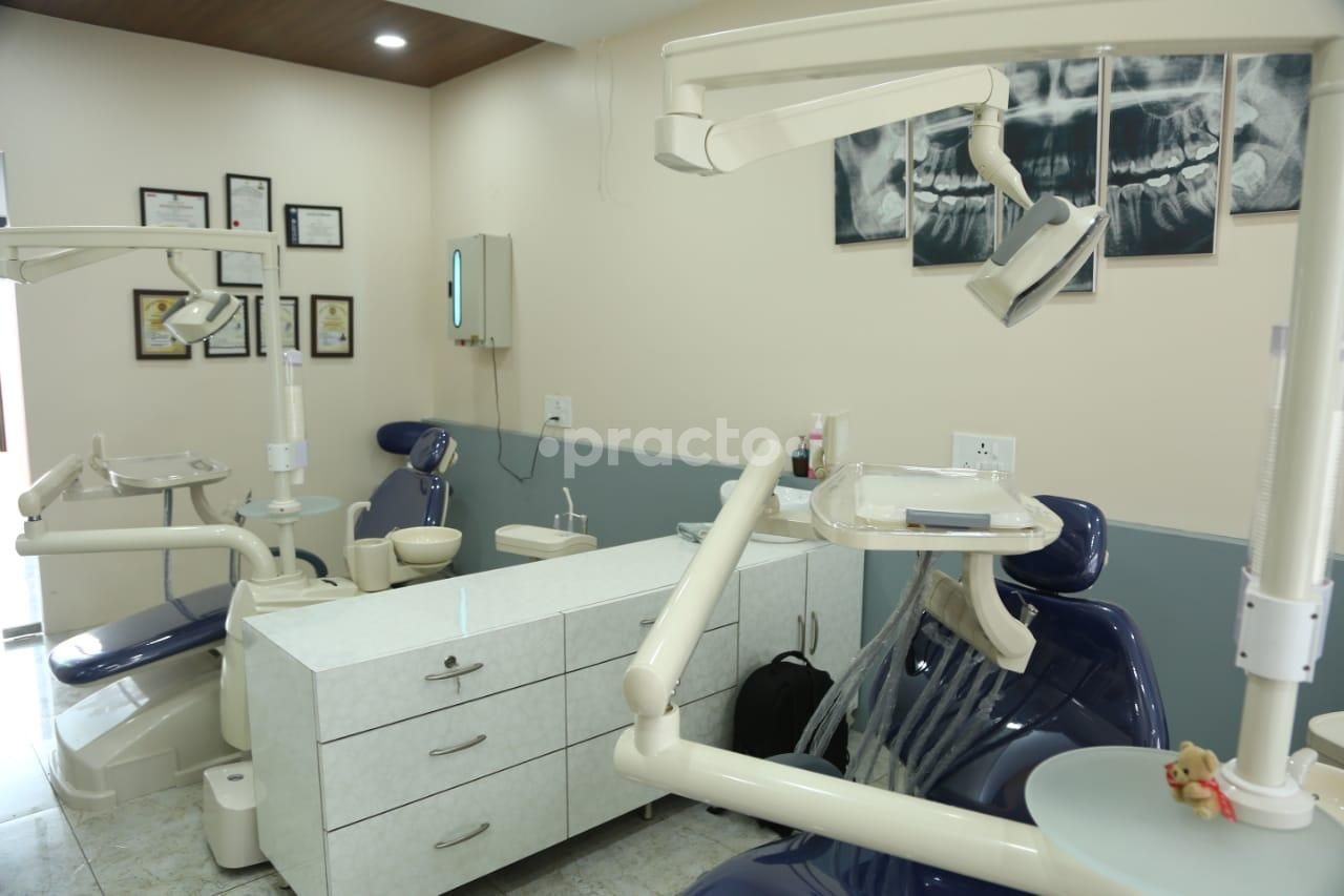 32 Sparklets Dental Implant & Root Canal Center, Sector- 79 photo 6