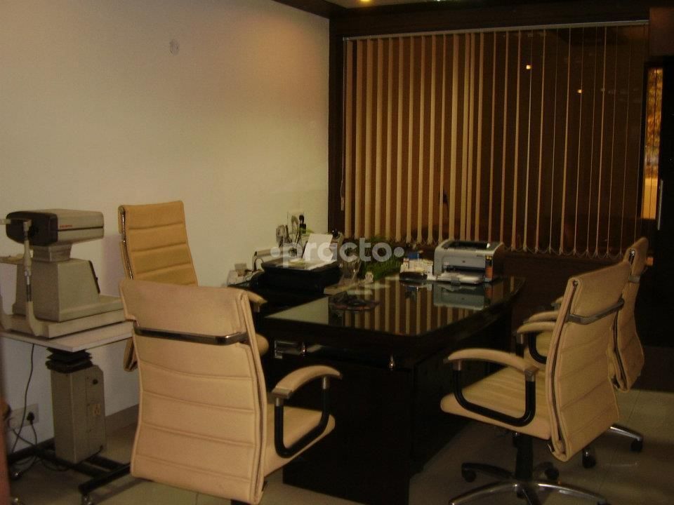 6/6 EYE CENTRE, DLF Phase I preview 2