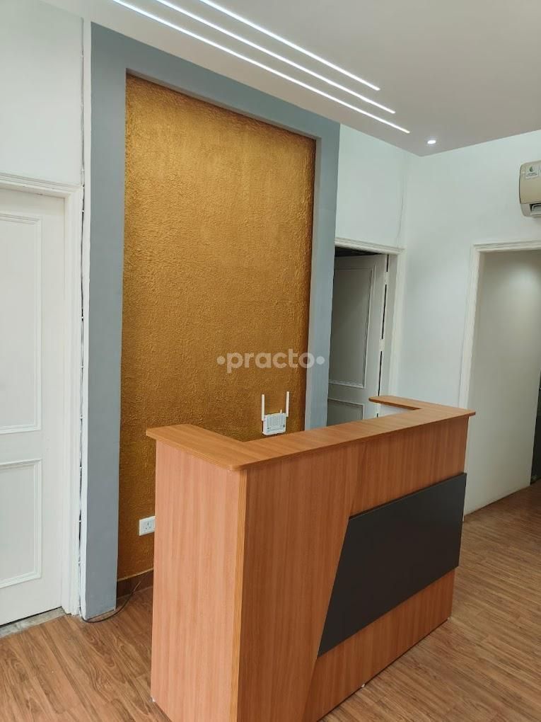 Aaduri Clinic, Sector 39 preview 2