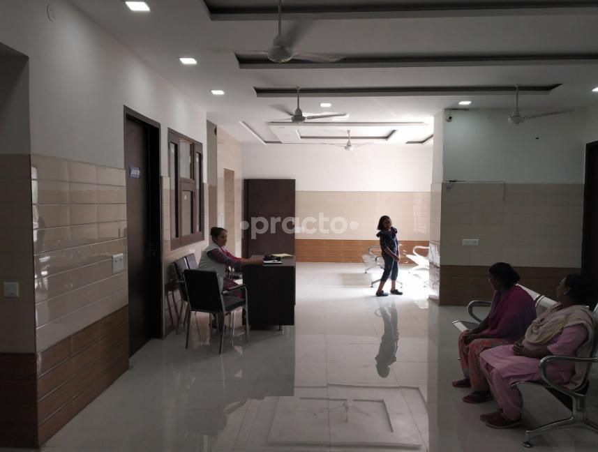 Dr. Aakash Aggarwal view 5