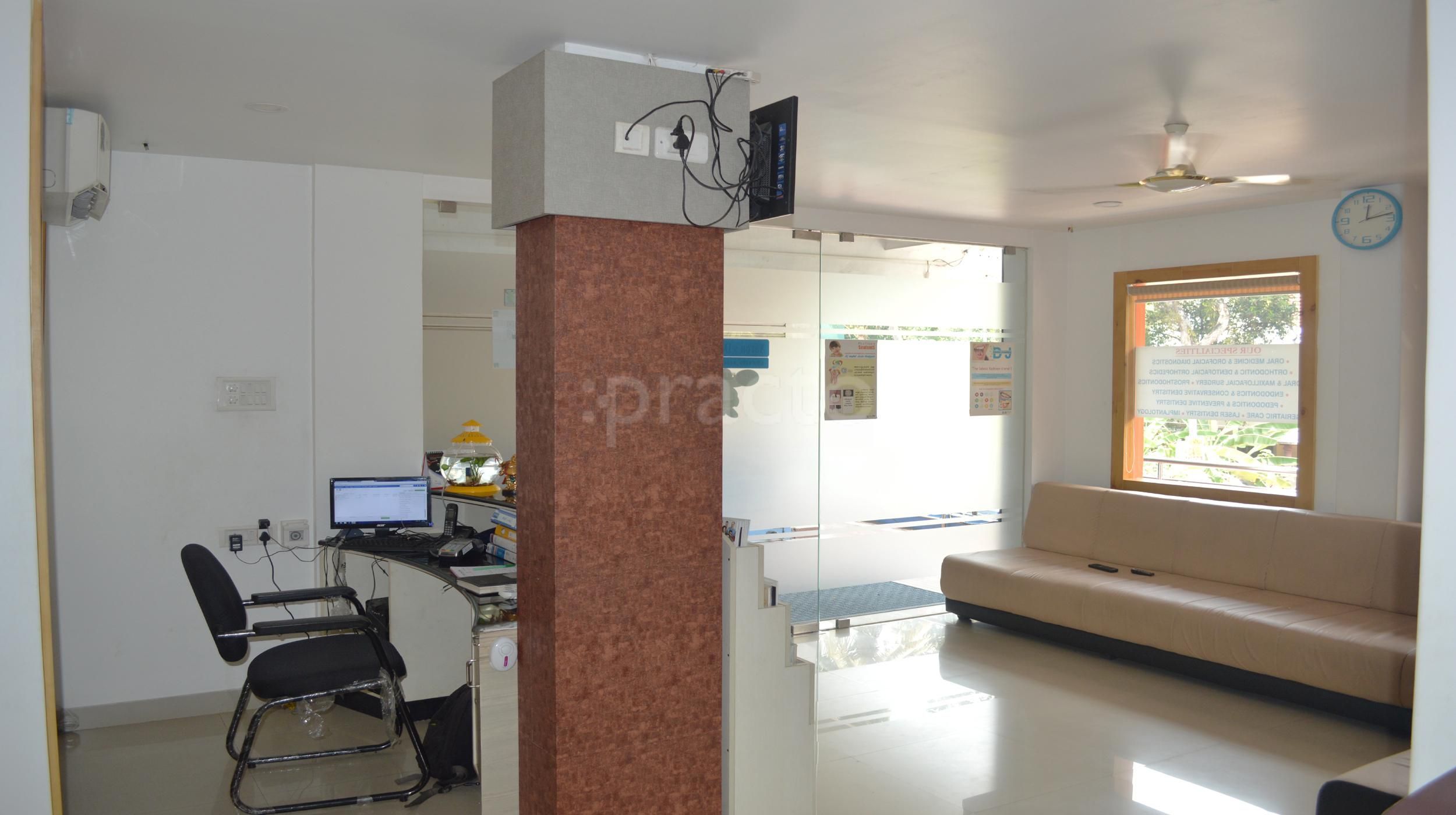 Aaron's Dental Clinic, Tripunithura preview 3