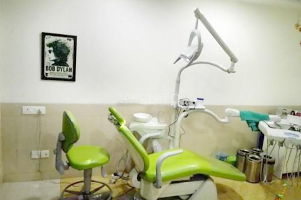 Aashray Green Dental Clinics, Paschim Vihar preview 2