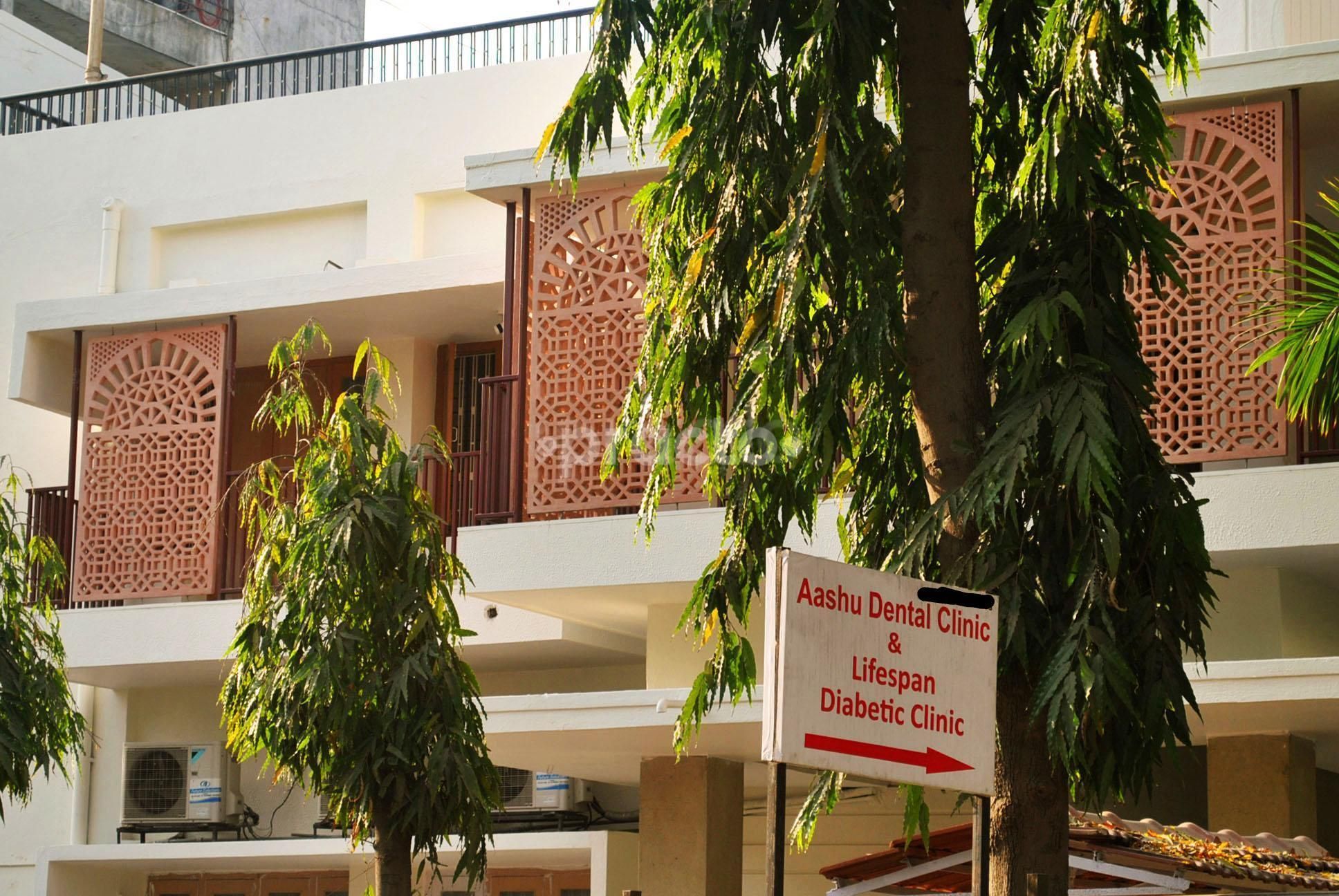 Aashu Dental and Multispeciality Clinic, Navrangpura photo 6