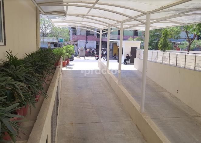 Dr. Goyal Shyam Behari photo 6