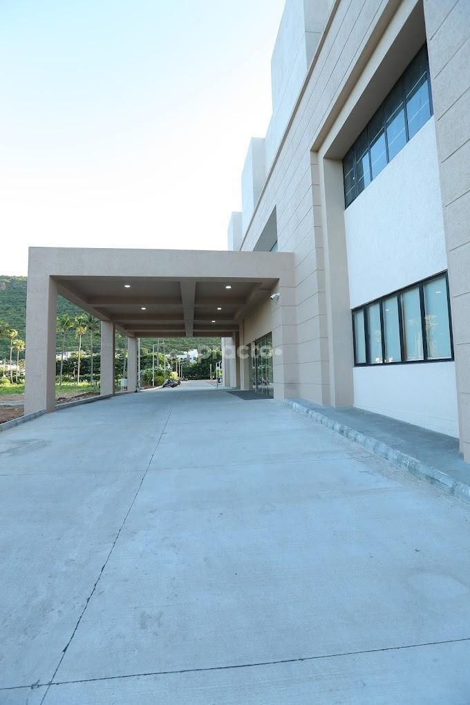 Dr. SRIDEVI, photo 6
