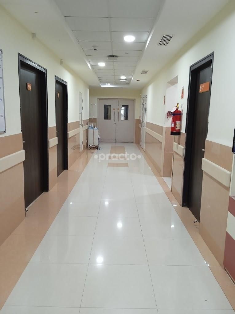Dr. Dibyendu De photo 7