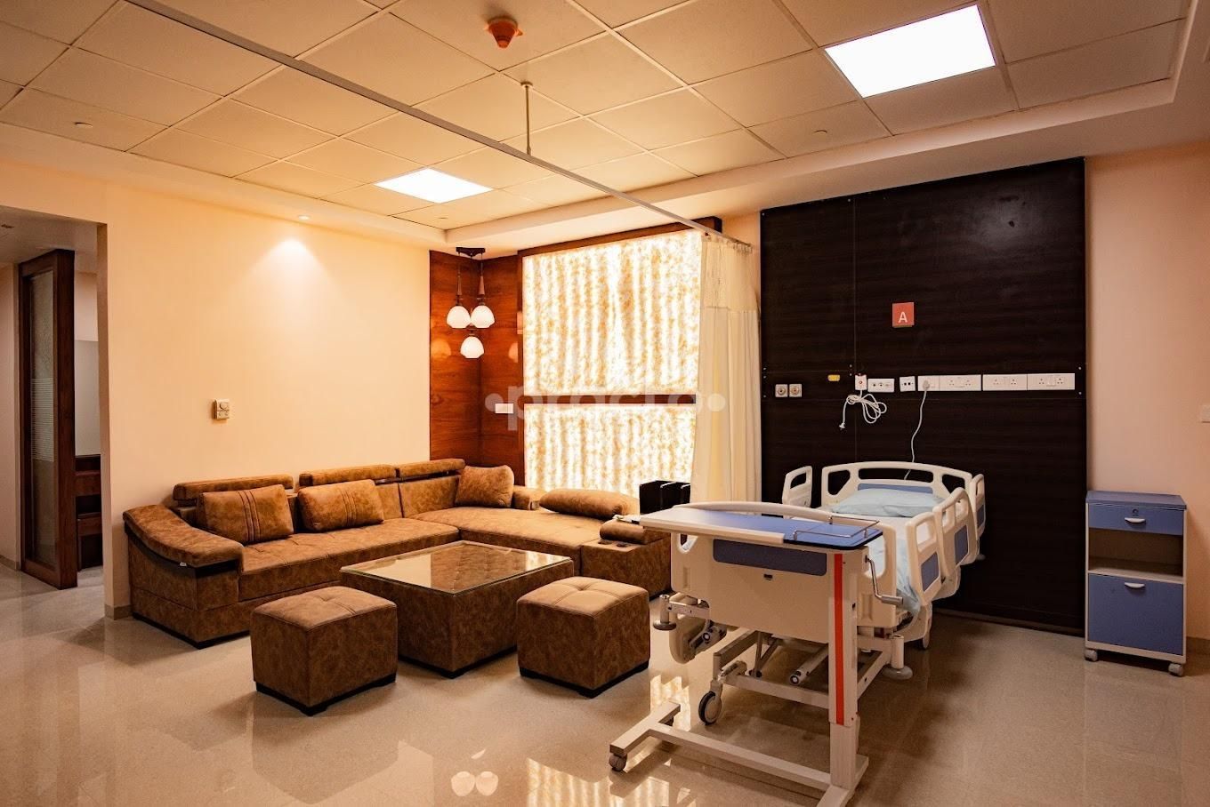Dr. Dibyendu De photo 6