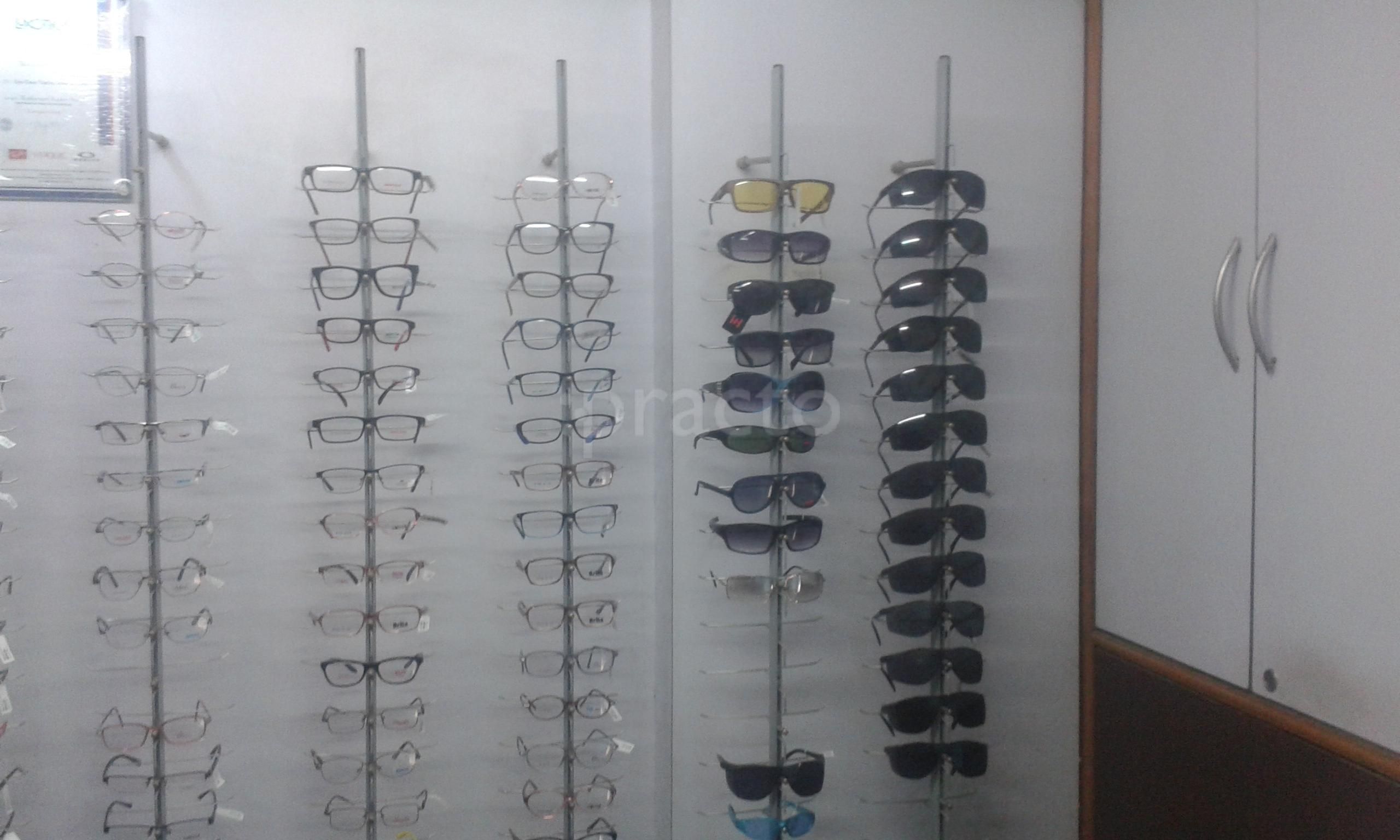 Dr. Sangeeta photo 18