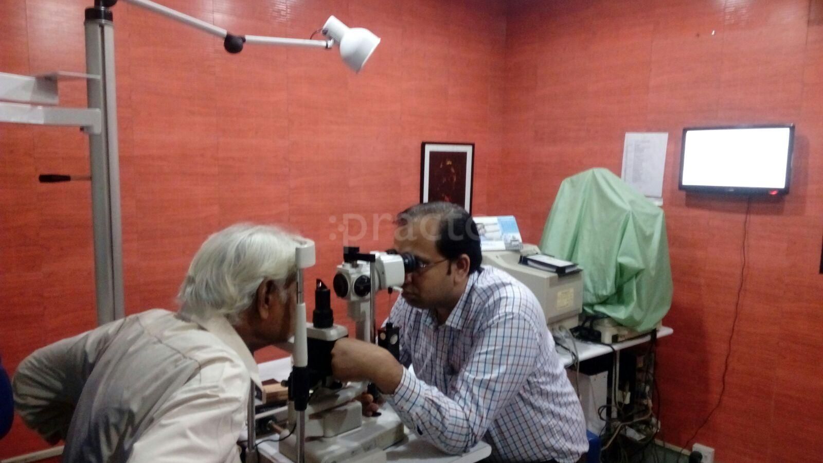 Dr. Sangeeta photo 15