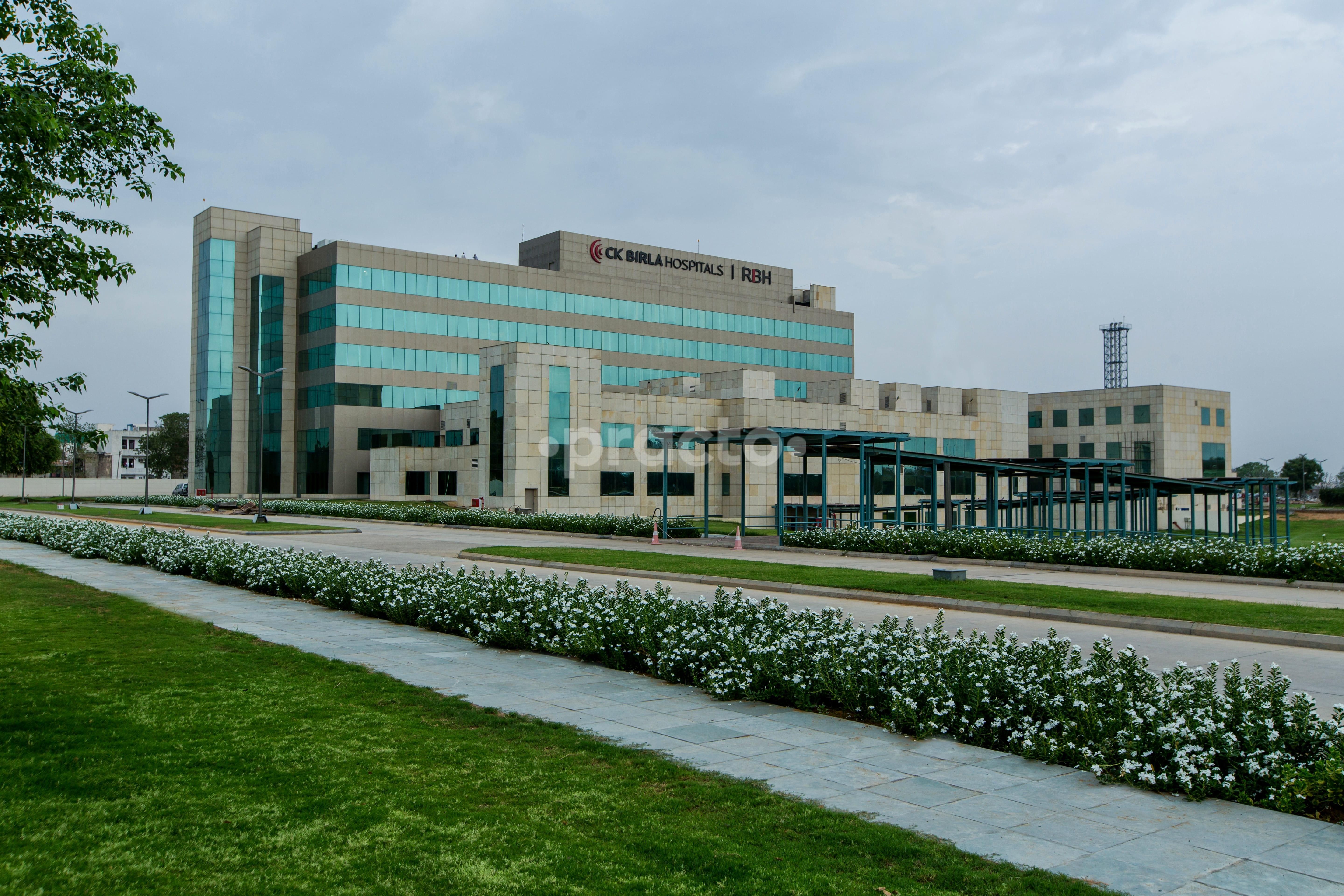 Dr. Akshay Sharma photo 14