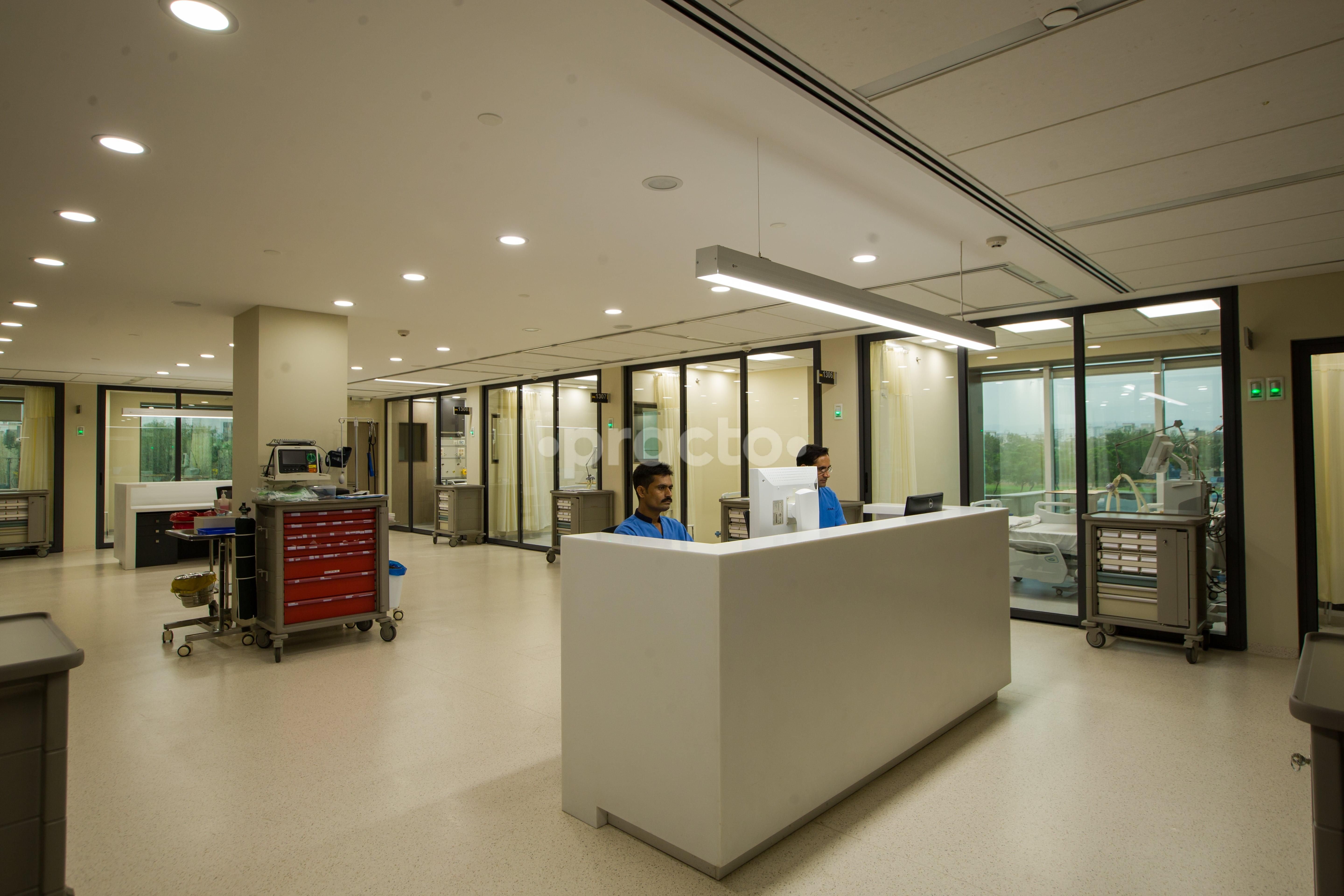 Dr. Akshay Sharma photo 8