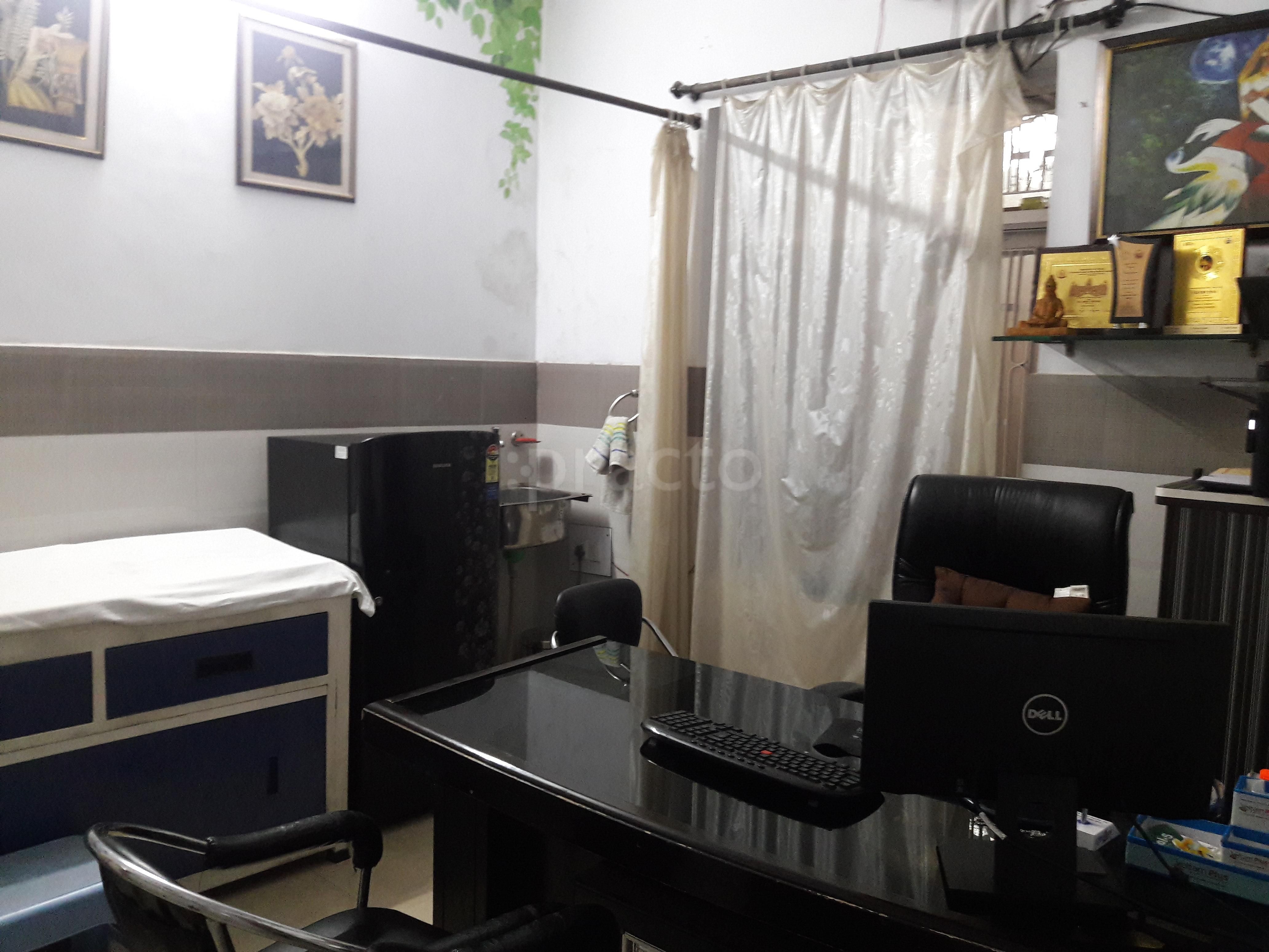 Dr. Anjali Dwivedi view 5