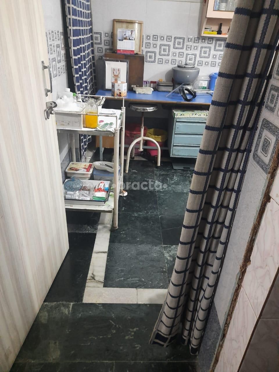 Dr. Usha Gupta photo 6