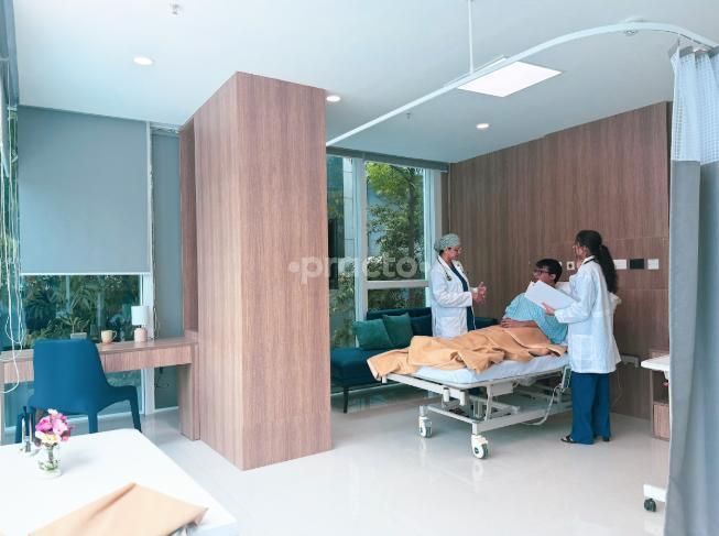 Dr. Mahendra Jain view 5