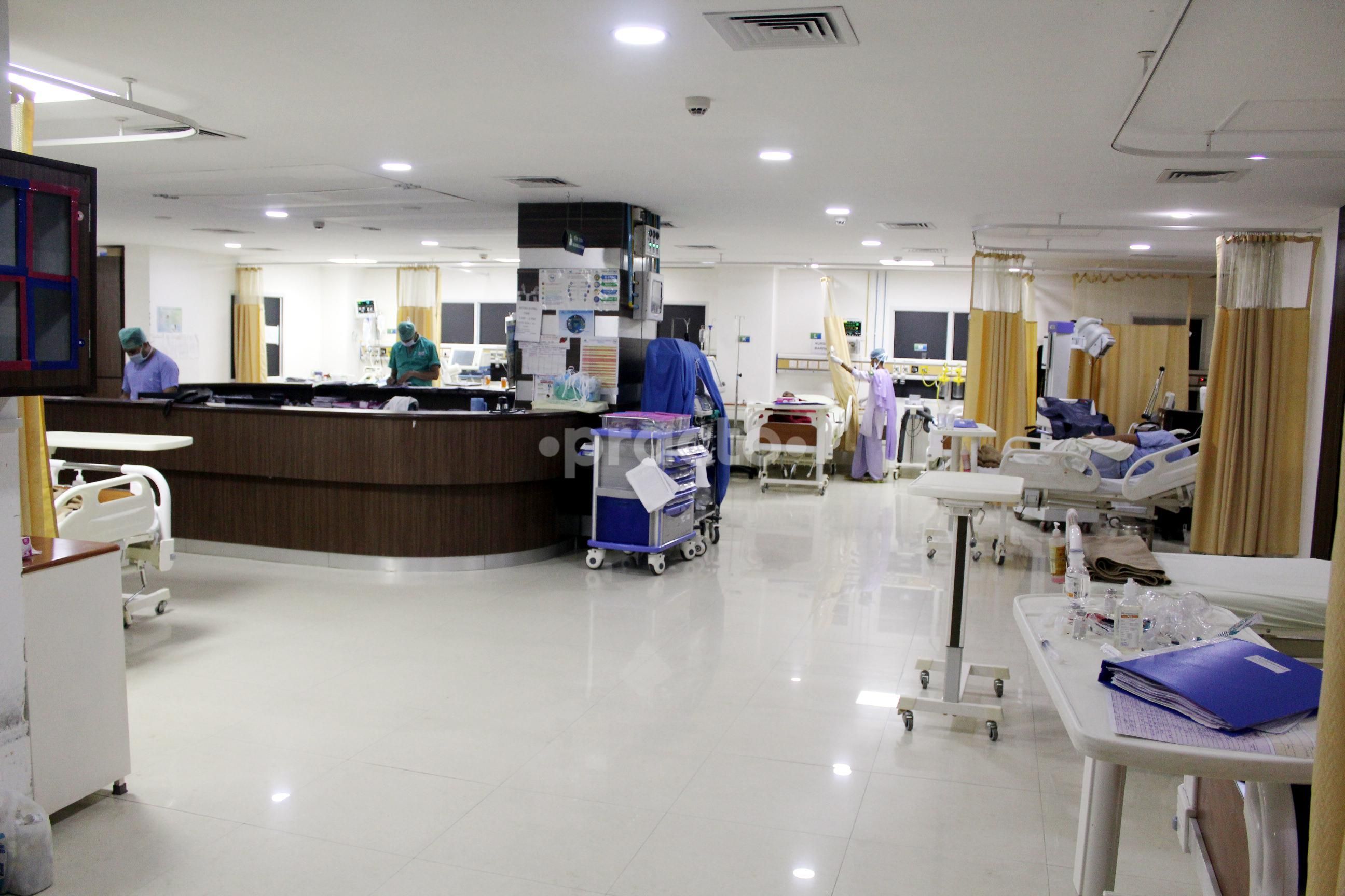 Dr. Ritesh Agarwal photo 15