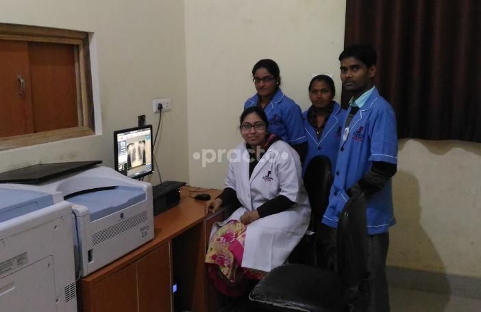 Dr. Alok Narayan photo 9