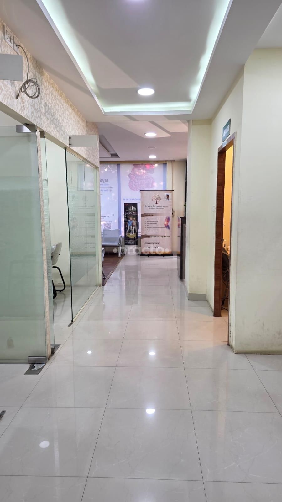 Dr. Manu Srivastava view 5