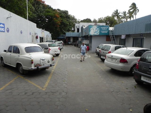Dr. Sadasivam photo 11