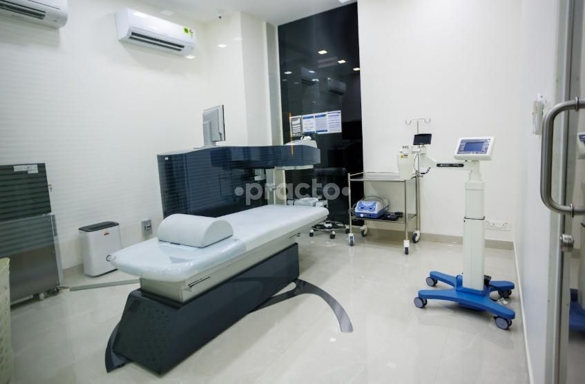 Dr. Shreyansh Doshi photo 15