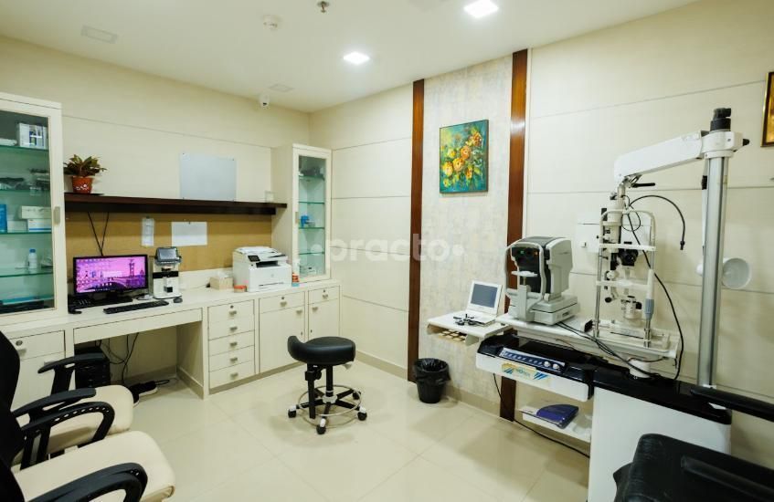 Dr. Shreyansh Doshi photo 12