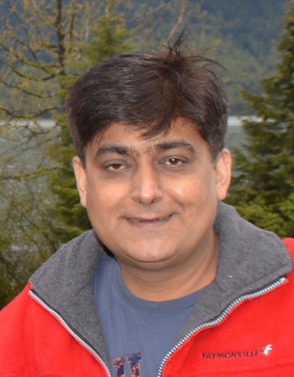 Dr. Sunil Budhlani