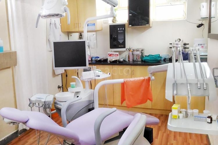 Aarogya Dental Care Center, Preet Vihar