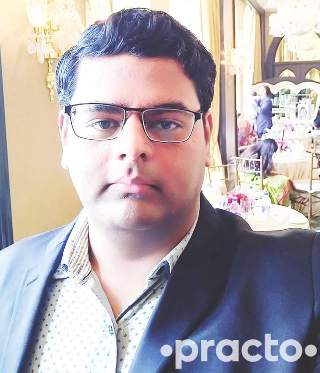 Dr. Akshay M Bodhe