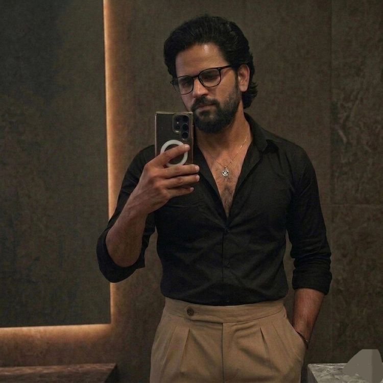 Dr. Manu Tanwar