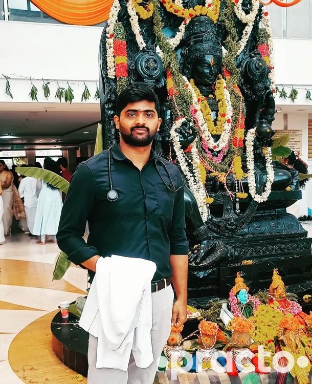 Dr. Akshay Jadhav