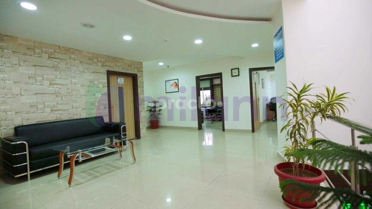 Dr. Jasneet Kaur photo 8