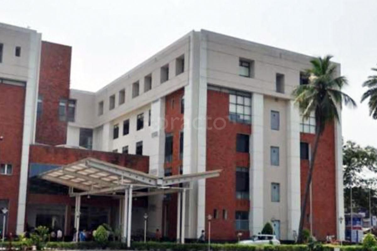 Dr. Abhishek Mukherjee photo 13