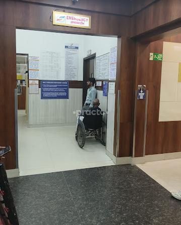 Dr. Jay Mukeshbhai Naik photo 11