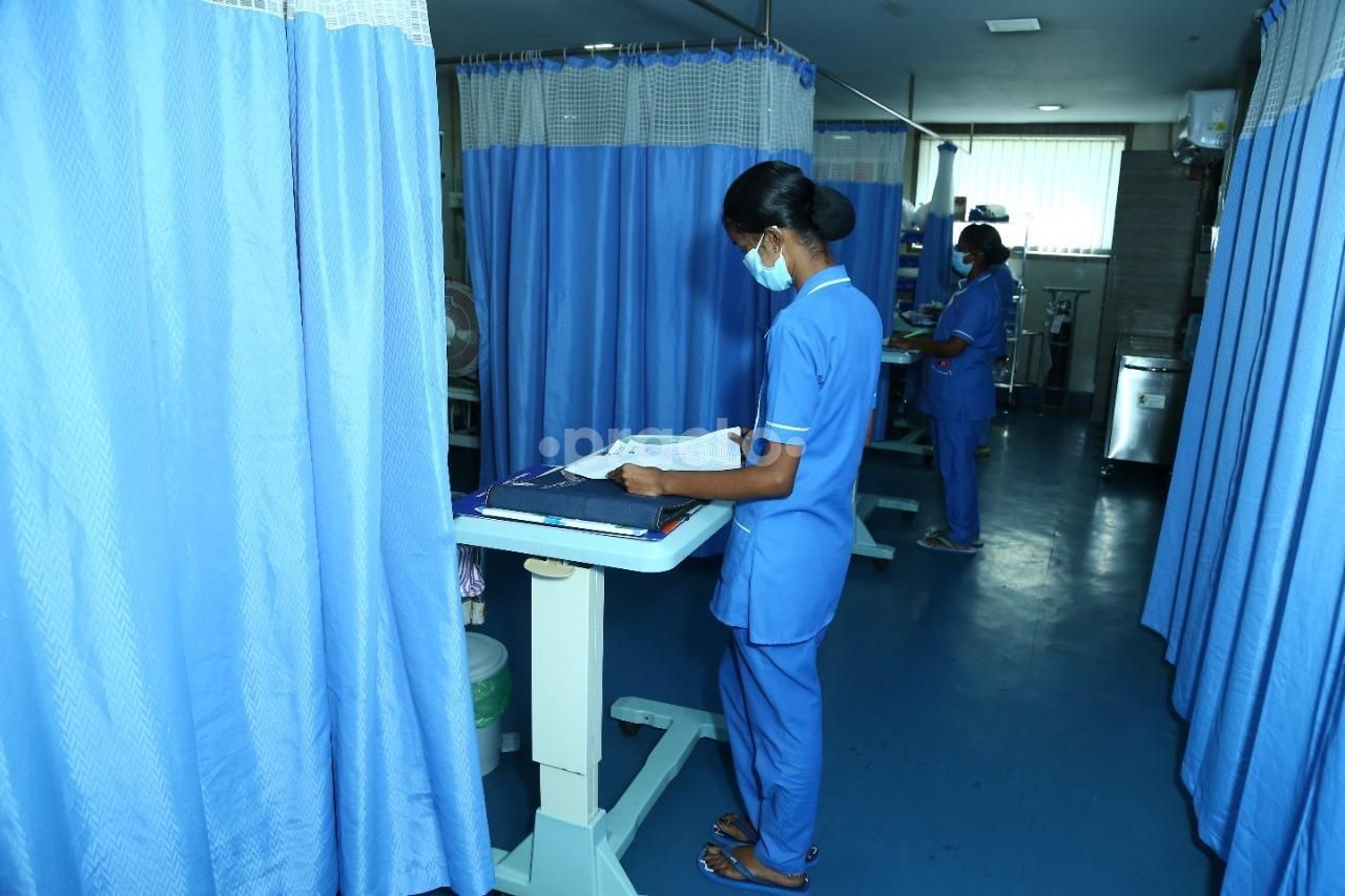 Dr. DHAKSHAYANI, photo 6