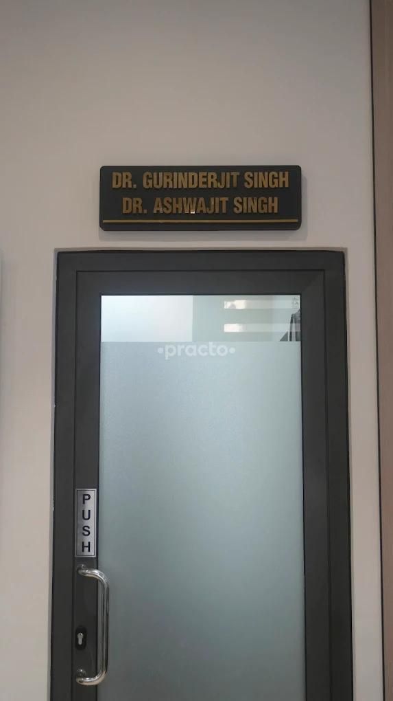 Dr. Gurinderjit Singh photo 8