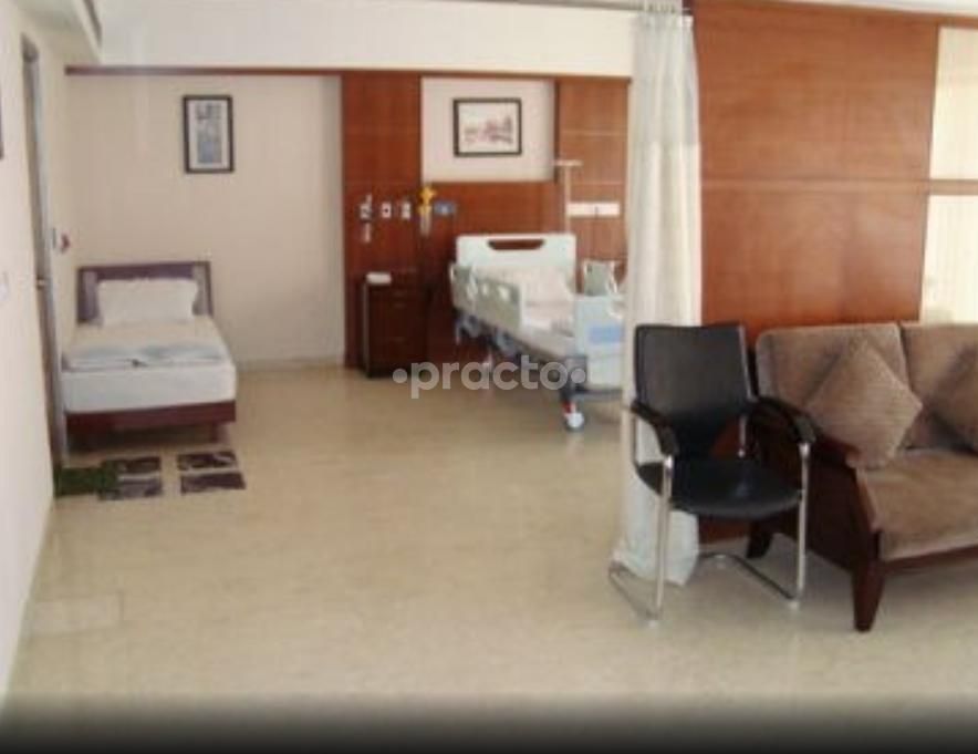 Dr. Akashdeep Kakkar photo 8