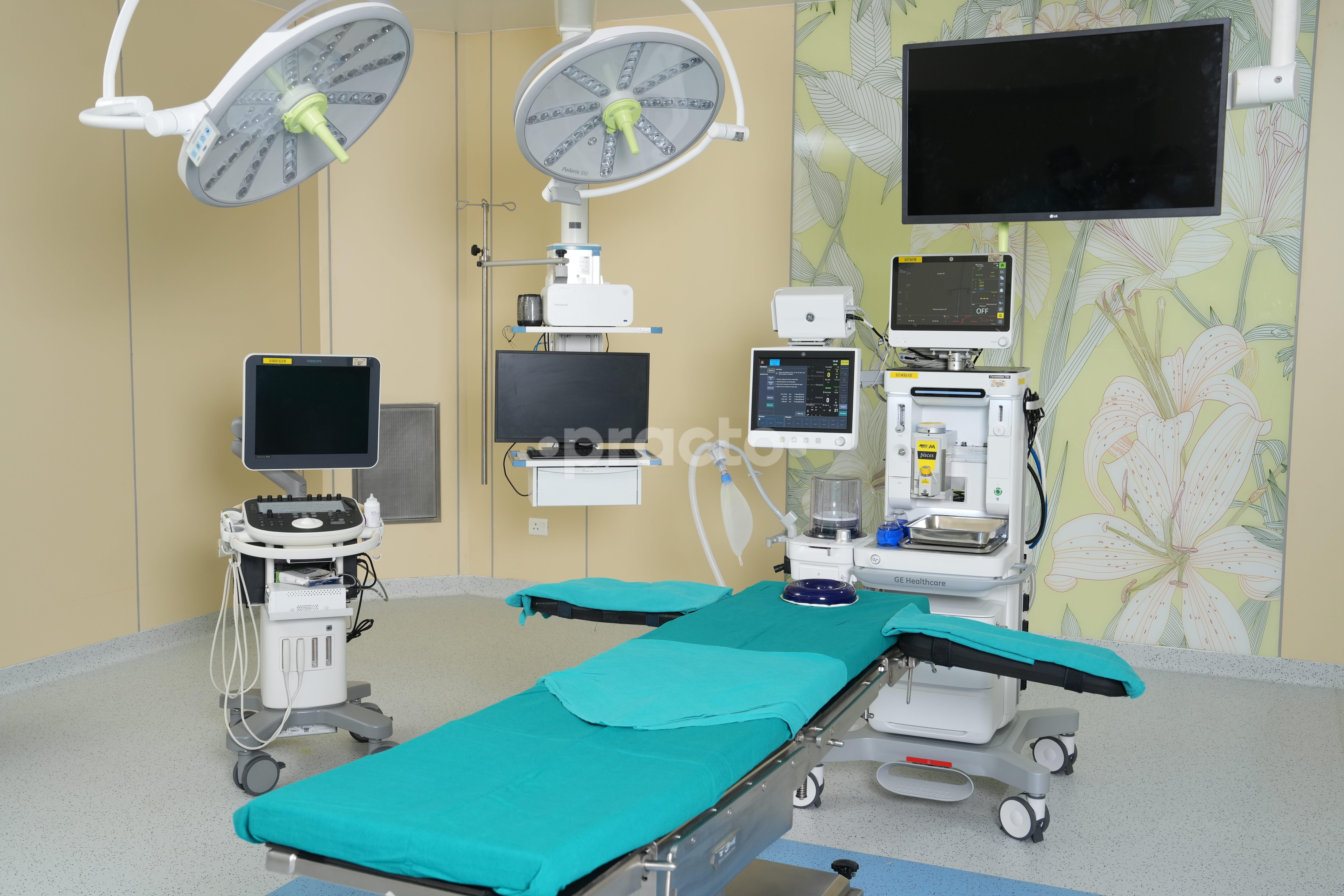 Dr. Ashish Moudgil photo 8