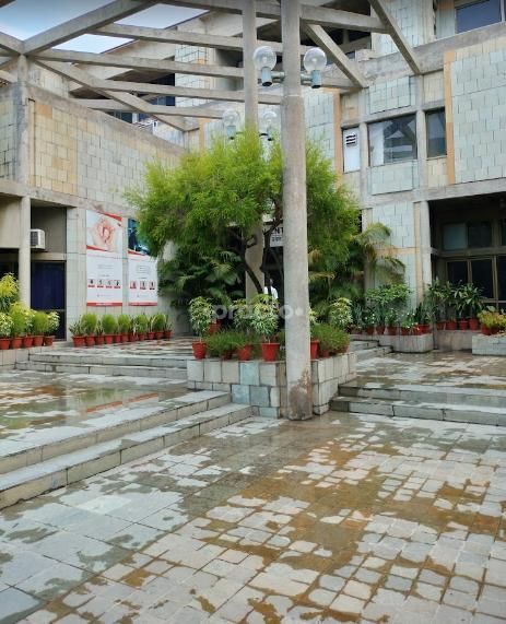Dr. arora priti photo 9