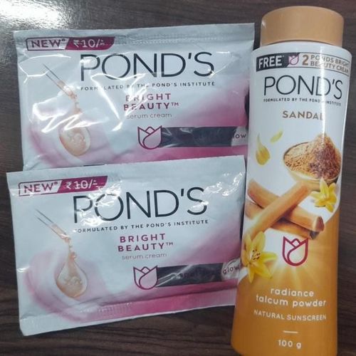 Ponds Sandal Radiance Talcum Powder 100 gm (Free Ponds Bright Beauty Serum Cream Pack of 2 x 7 gm) 1's