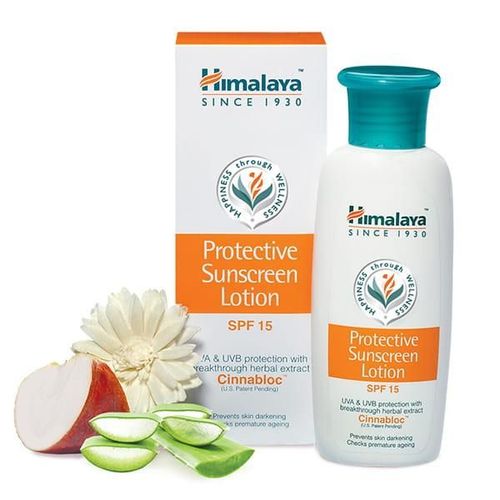 Himalaya Protective Sunscreen Lotion 100 Ml