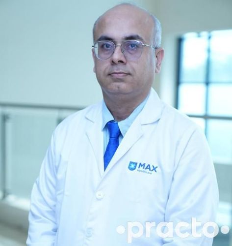 Dr. RAHUL ARORA